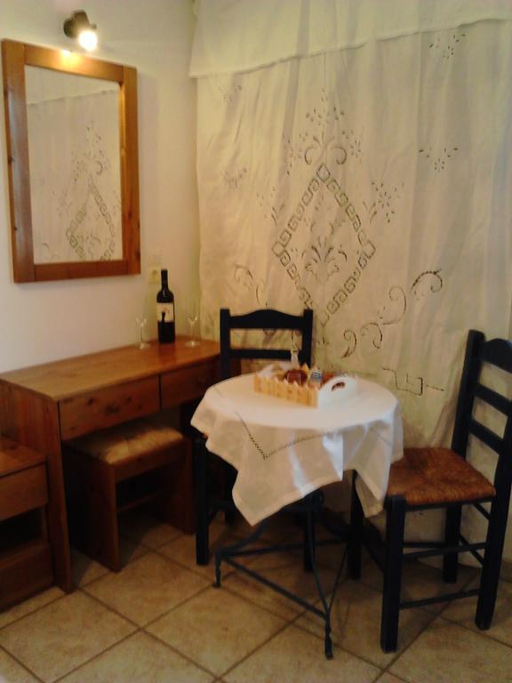 Karagiannaki Appartement Skala Sykamineas Kamer foto